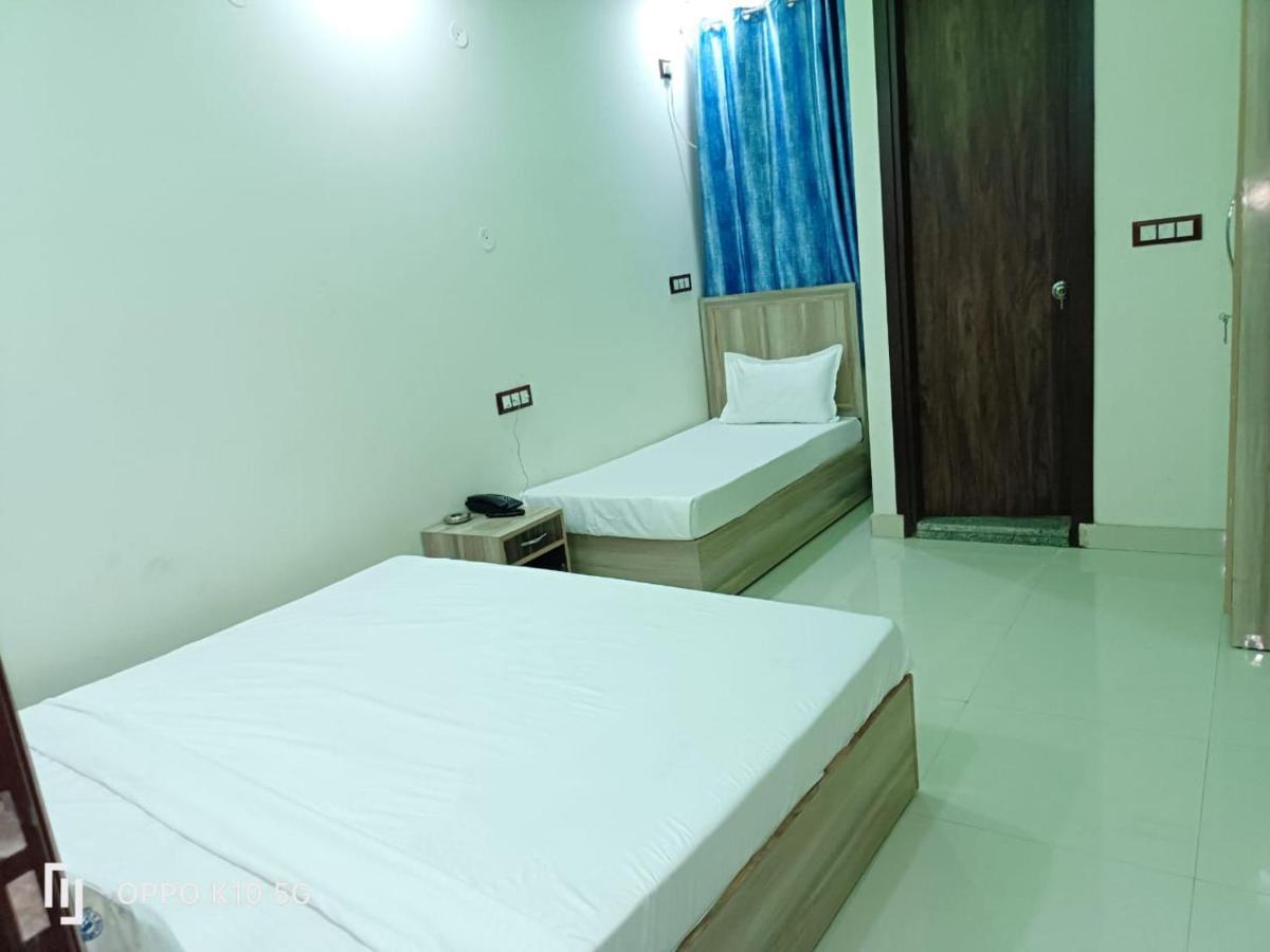 Travel Inn At Delhi Airport New Delhi Exterior photo
