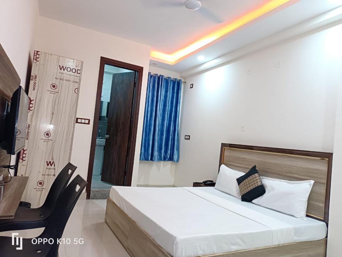 Travel Inn At Delhi Airport New Delhi Exterior photo